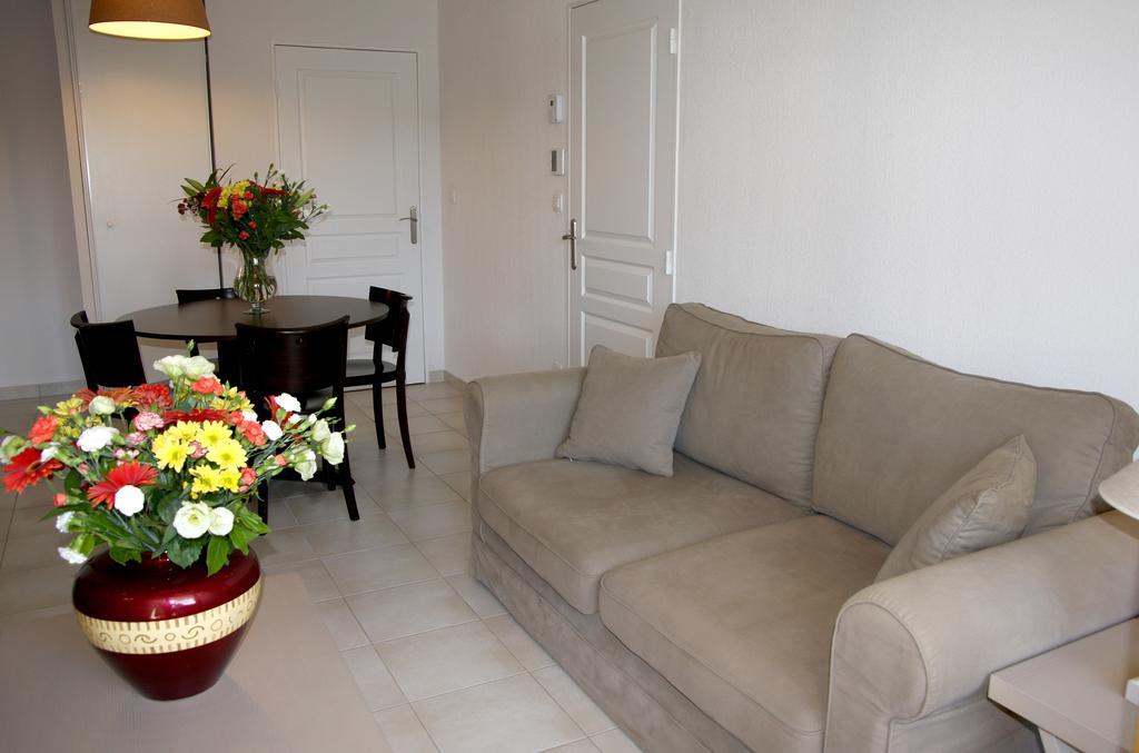Residence Goelia Le Domaine Du Moulin Blanc กอร์ด ห้อง รูปภาพ