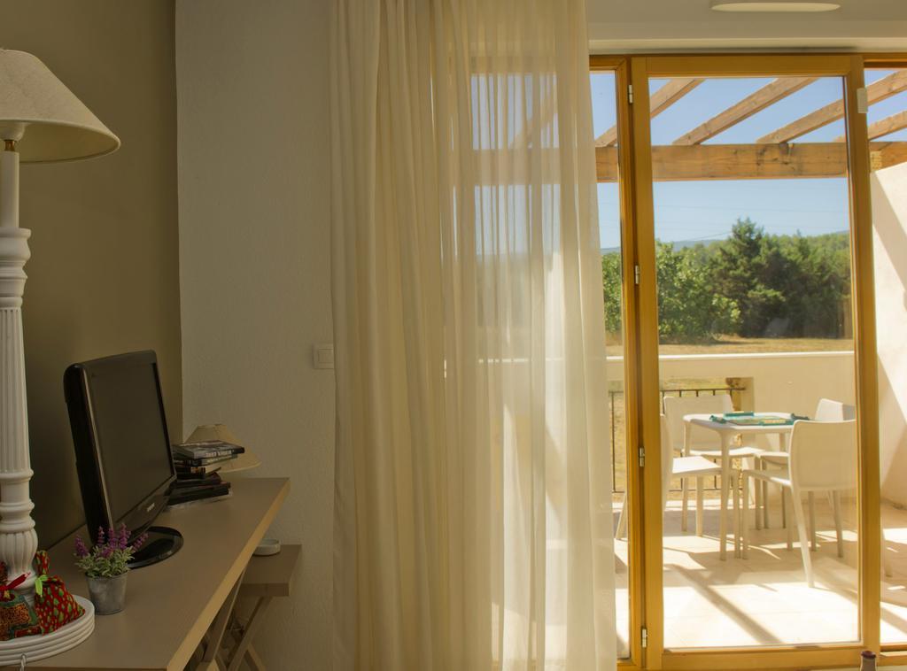 Residence Goelia Le Domaine Du Moulin Blanc กอร์ด ห้อง รูปภาพ
